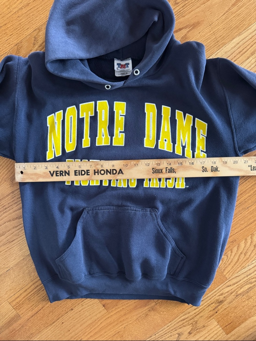 Notre Dame Fighting Irish Hooded Sweatshirt Medium see photos - Picture 4 of 6